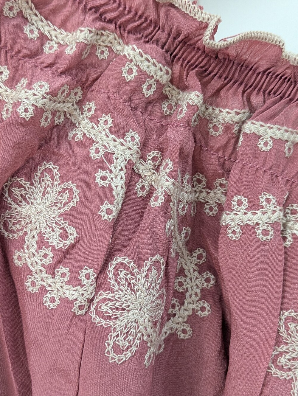 Sundance Blue Tassel Brand Boho Embroidered Peasant Top - Dusty Rose - Picture 7 of 8